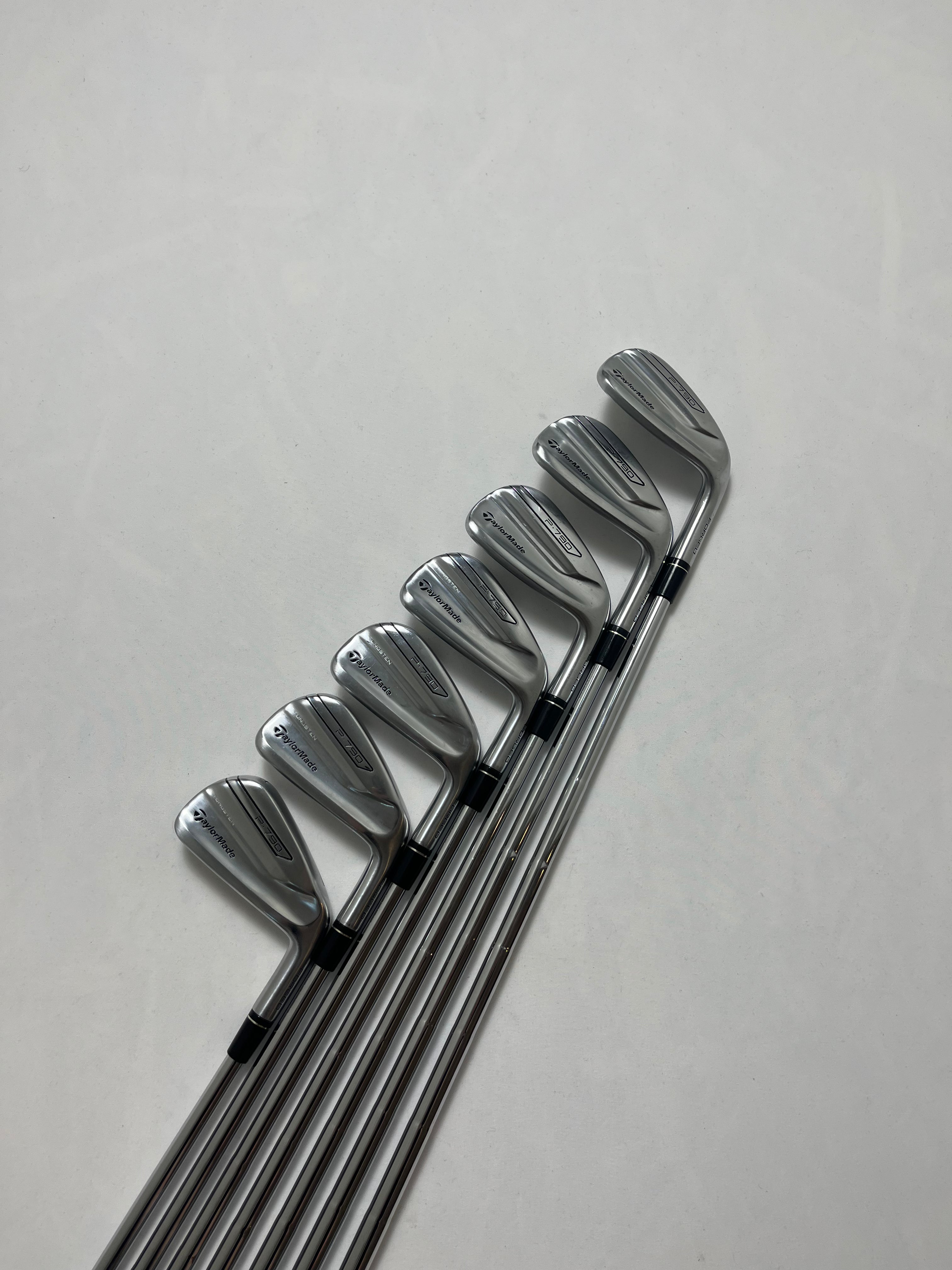 Taylormade P790 Järnset