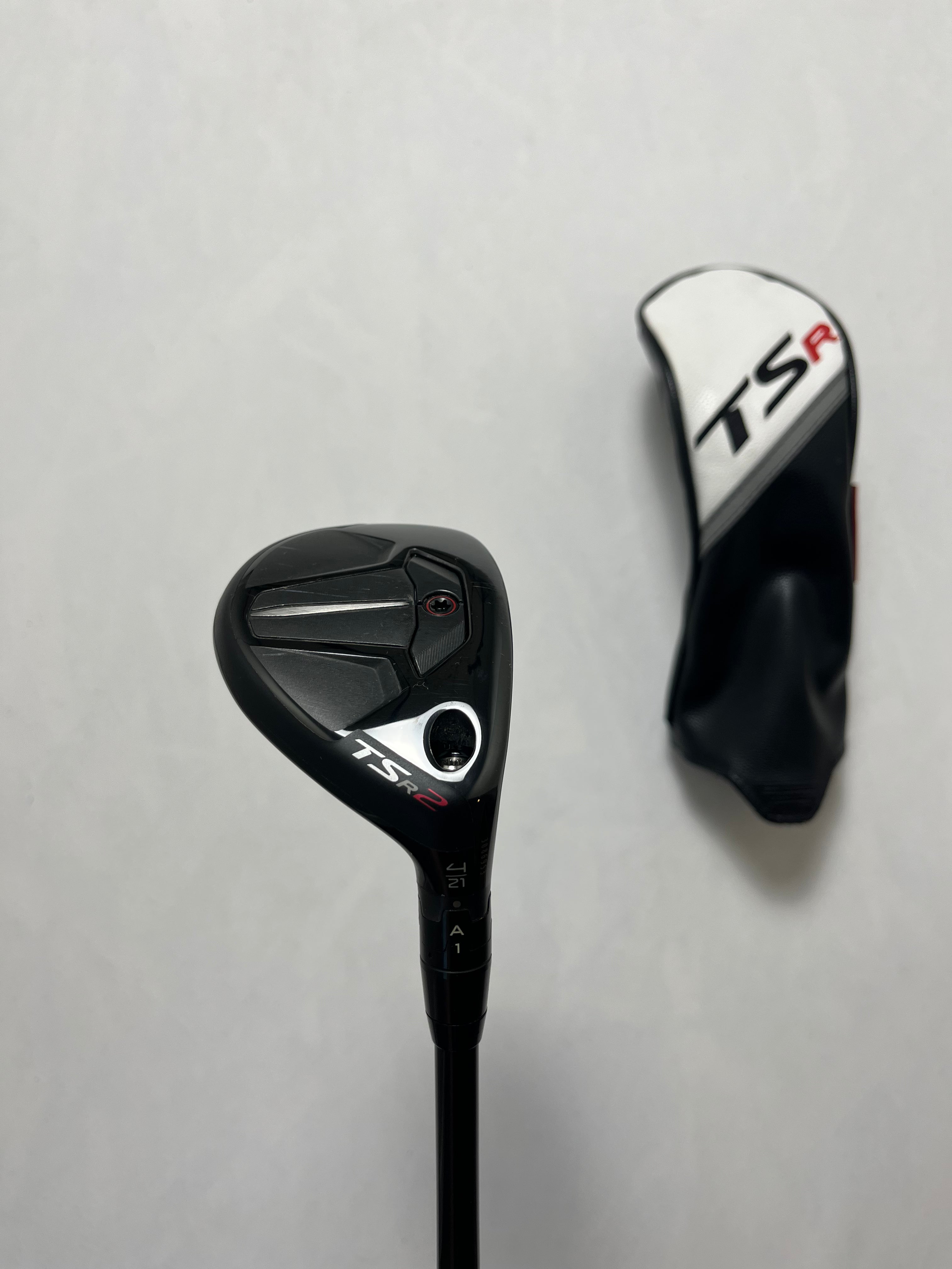 Titleist TSR2 Hybrid 4
