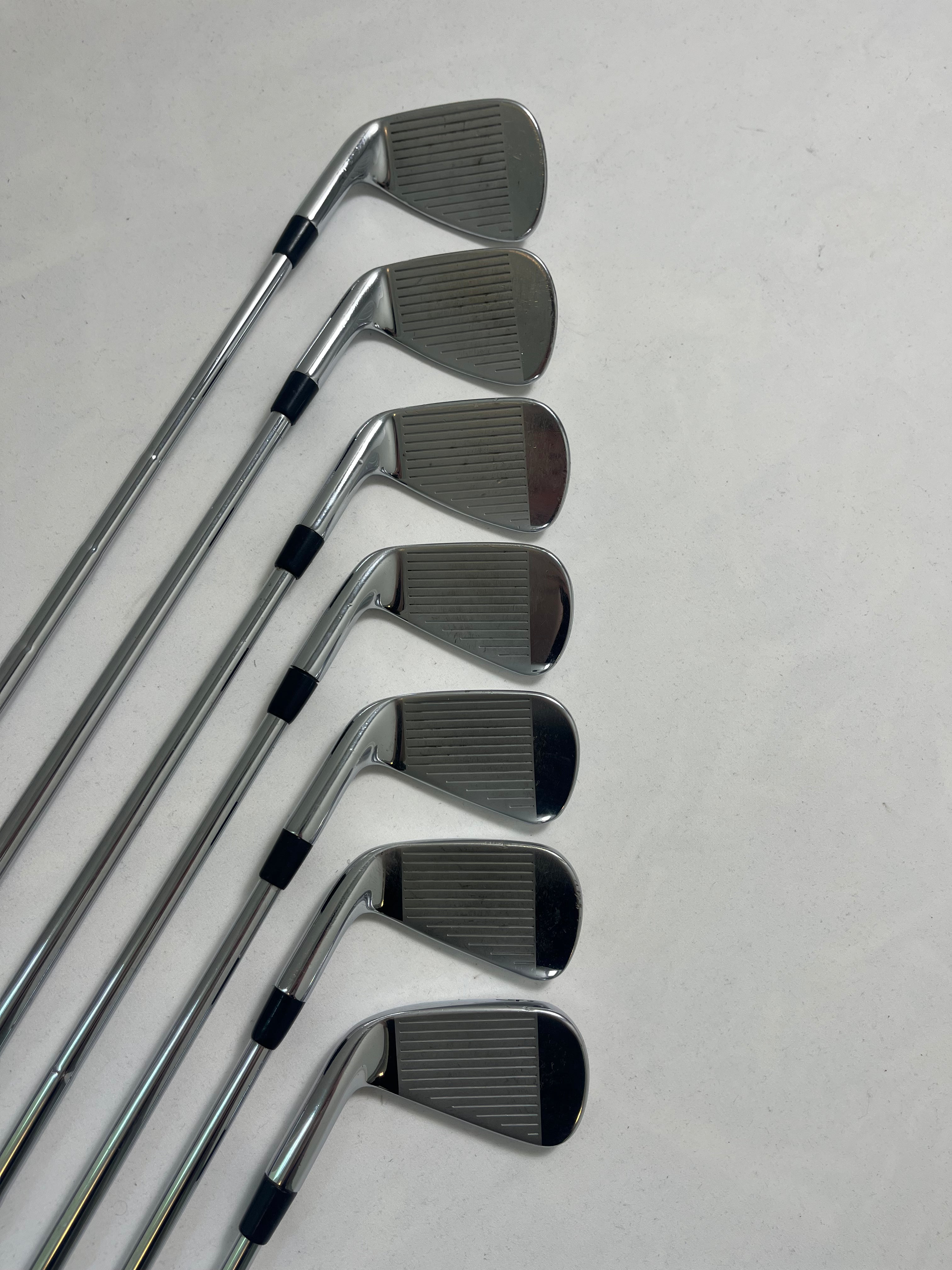 Callaway Apex PRO Forged Järnset 4-PW