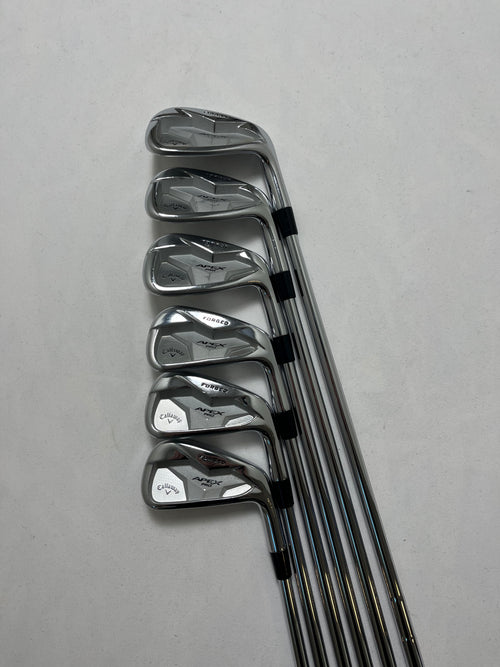 Callaway APEX PRO 19 5-PW